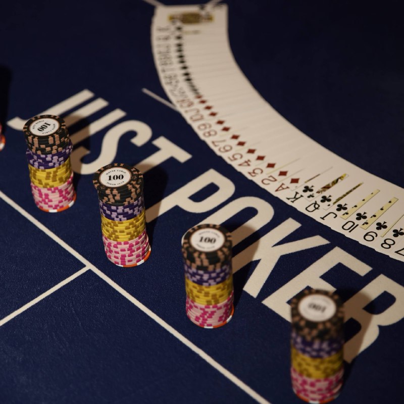 FREEROLL STRADDLE